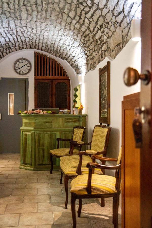 Отель S'Ammentu House Боса Экстерьер фото